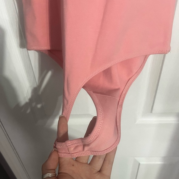 Wilfred Free | Medium Pink Bodysuit - Picture 7 of 9